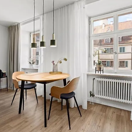Cityapartments Im Aeltesten Haus Von Ravensburg Buitenkant foto