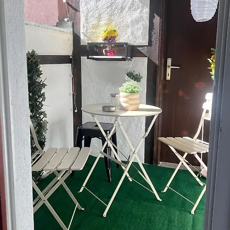 Cityapartments Im Aeltesten Haus Von Ravensburg Buitenkant foto