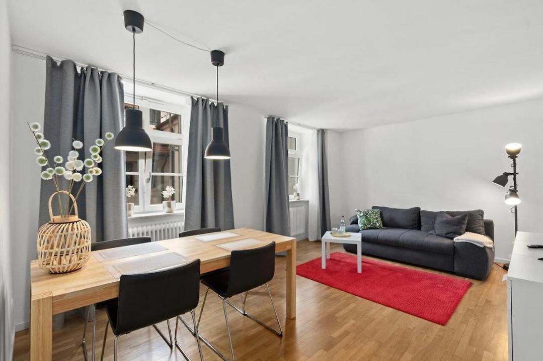 Cityapartments Im Aeltesten Haus Von Ravensburg